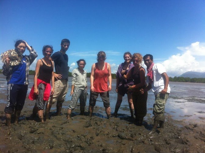 volunteers stuck in the mud! volunteers stuck in the mud!
