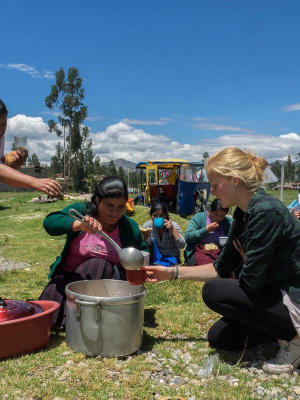 feeding program peru