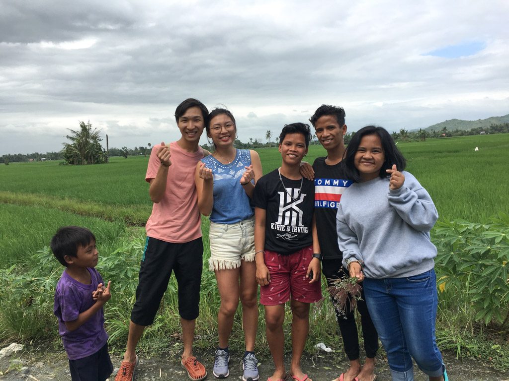 IVI volunteers at Philippines nutrition project