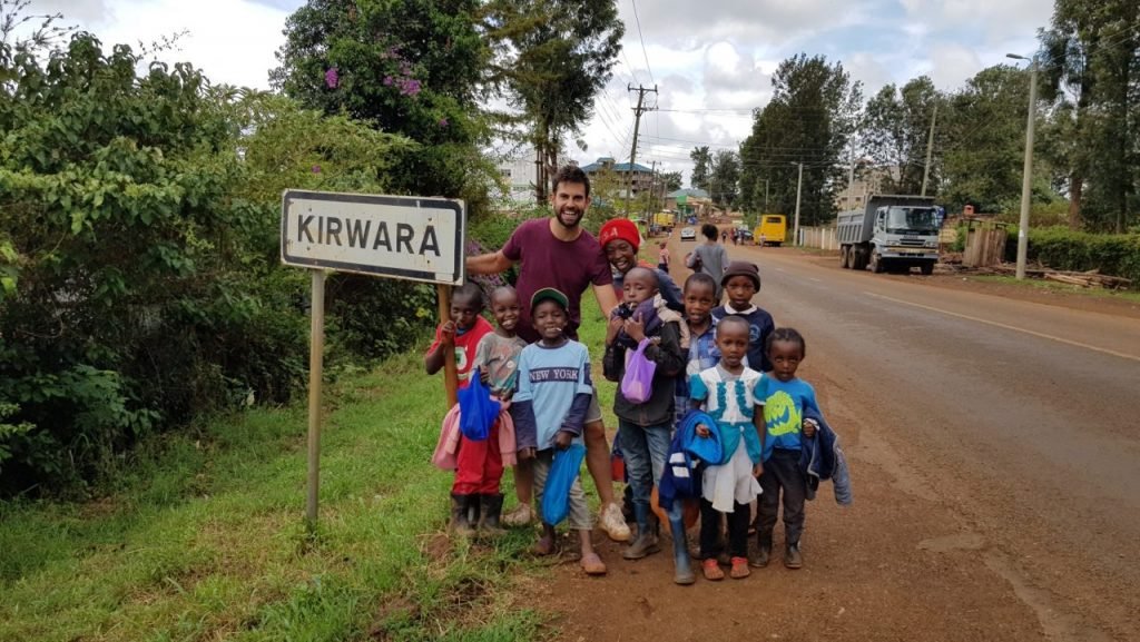 volunteers in kenya 1024x577 - English Teaching in Kenya Experience