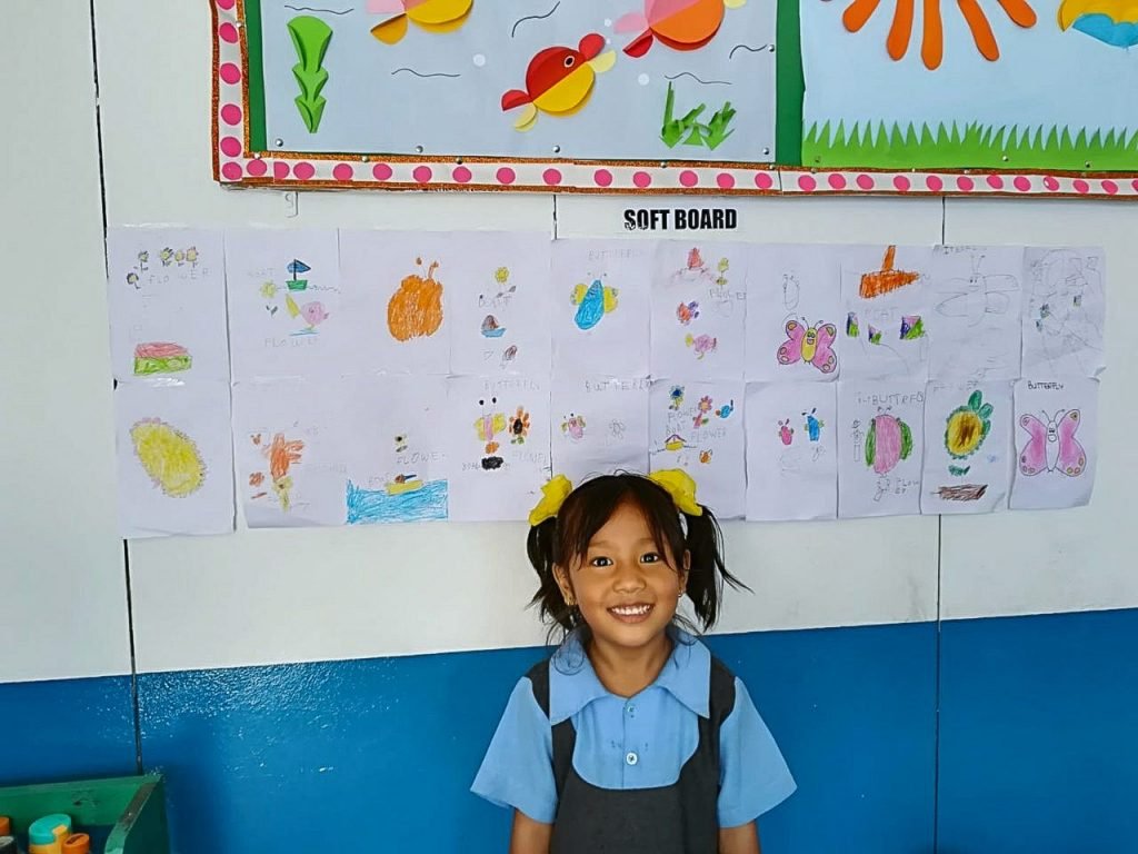 Kindergarten Volunteering Kathmandu, Nepal Nepal kindergarten teaching with IVI 2 1024x768 - Kindergarten Volunteering Kathmandu, Nepal