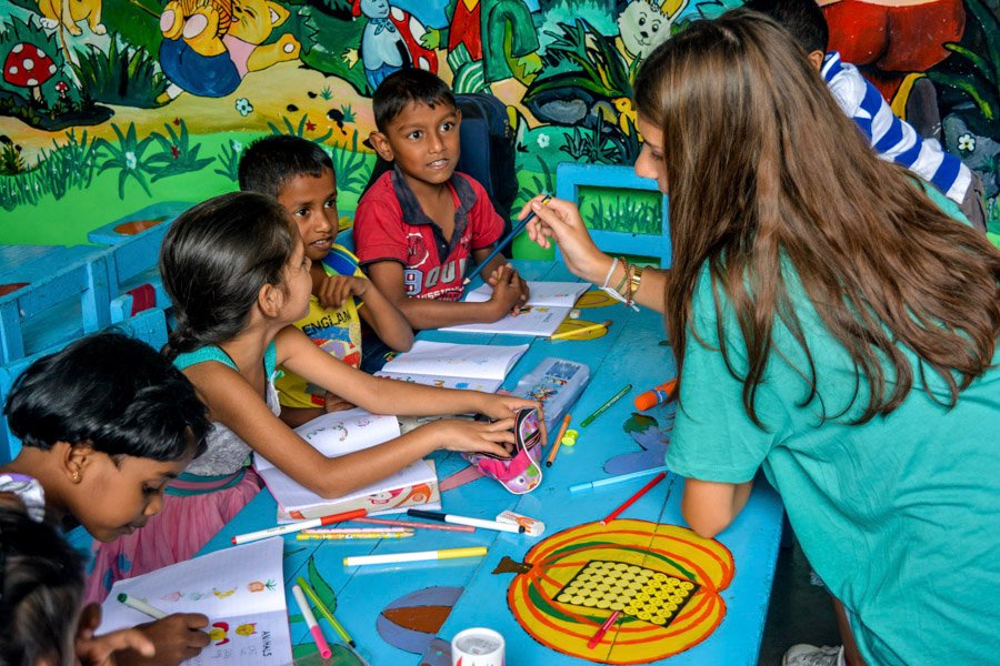 Sri Lanka Kandy kindergarten Teaching with involvement volunteers international - Sri Lanka