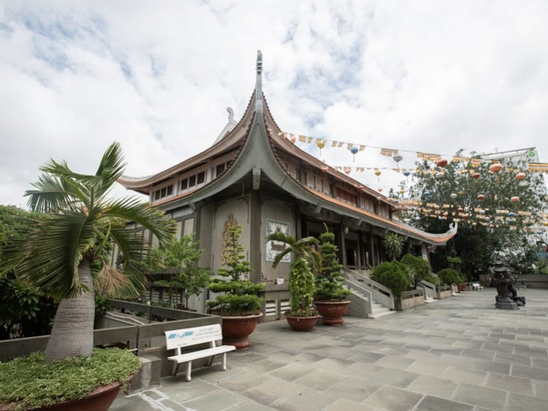Vinh Nghiem Temple Vinh Nghiem Temple