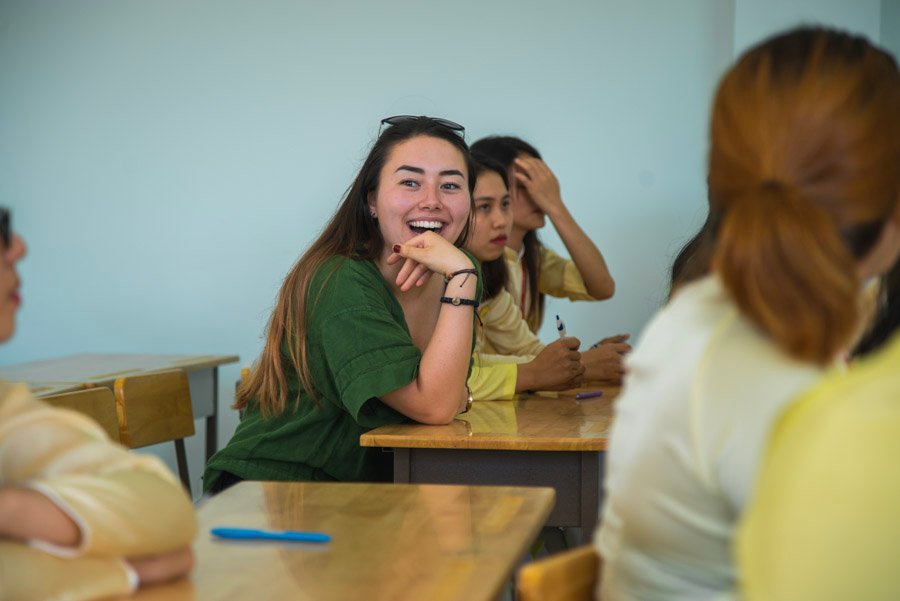 How to Get the Best Out of Volunteering Overseas participant laughing - How to Get the Best Out of Volunteering Overseas
