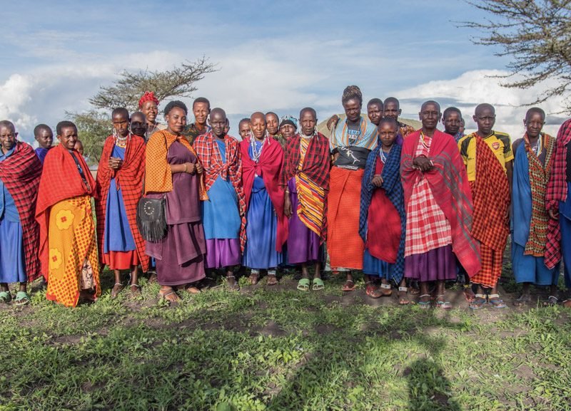 Maasai Woman's Empowerment Program Group photo with Maasai woman 11 800x577 - Maasai Woman's Empowerment Program