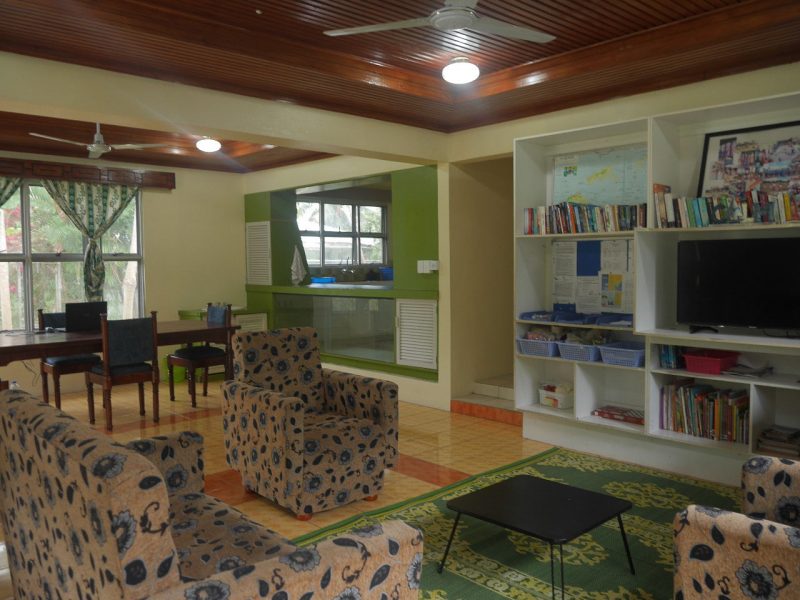 fiji accommodation kitchen 14 800x600 - English Teaching Coral Coast, Fiji
