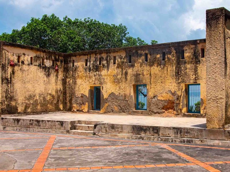 Old Fort of Zanzibar 3 27 800x600 - Zanzibar