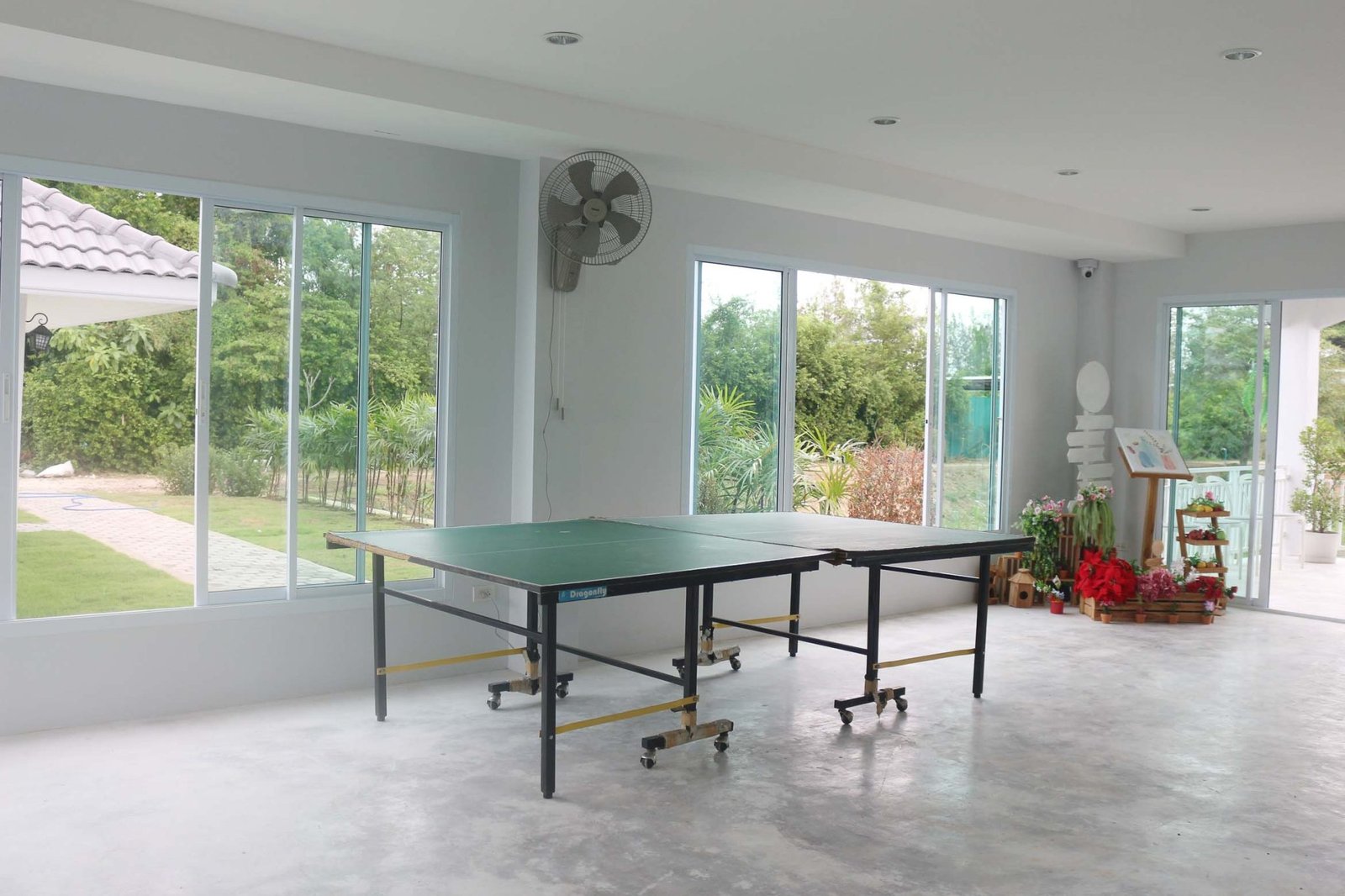 Thai Buddhism Experience Chiang Mai accommodation table tennis scaled - Thai Buddhism Experience