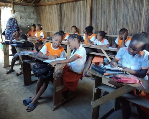English Teaching Madagascar Happy faces 1 olc5p1sihjzde3t8ed3f1yr0vhb3slvm0rdk6jtq5c - English Teaching Madagascar