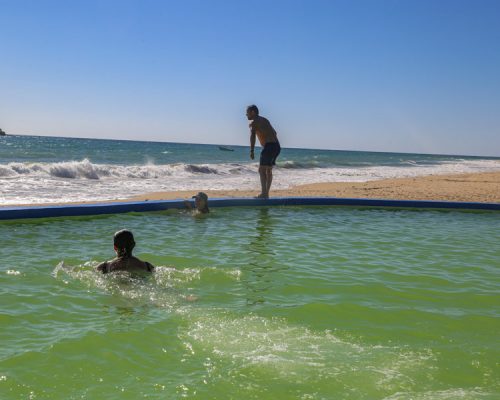 Madagascar - Beach pool