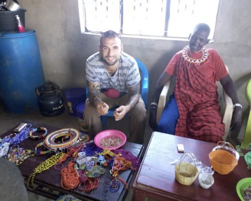 Maasai Tribe Community Support Tanzania Making bracelet 1 ol34nc9z0f8467735qhjqcmk4njhqpwliogr442dgg - Maasai Tribe Community Support Tanzania