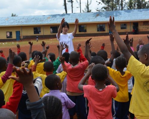 Participant giving a sports class oi1ibrghnvf5hoa418rhplxm6cjv9hgtpgbepx2w80 - Kindergarten & Primary School Teaching Kenya