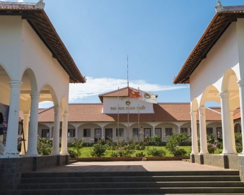 Phan Thiet College grounds Phan Thiet College grounds