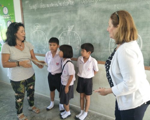 Students in front of class 1 onr2f2kuldgtkelztjf0xnu80gjuhg4y3epc468lgg - Teach English Primary Schools Thailand