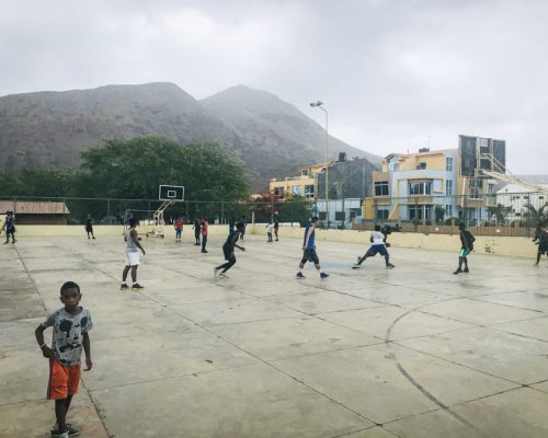 basket ball playing olaa9e2jbkp7u64e7zta9kr8jqxhqu8nkypt9bc8f4 - Sports Education & Teaching Cape Verde