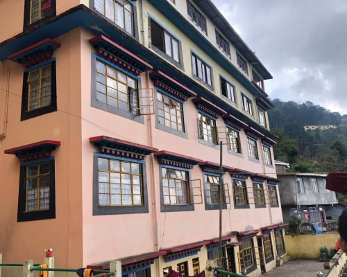 darjeeling building q7b6p9nilh58kq0hxg9ovkve7yghx6m6vh11oldfhc - Buddhist Monastery Teaching in Darjeeling, India