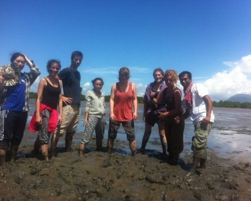 volunteers stuck in the mud! volunteers stuck in the mud!