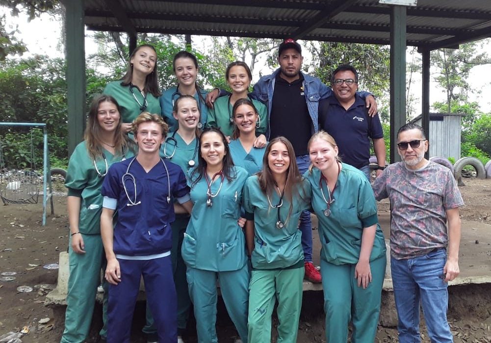 medical guatemala 1 e1655417957108 pqf3ijulh5yfa5rplw3tj8jhaj11fyctcm54ck0jo8 - Types of Volunteer Projects Abroad that Make a Difference