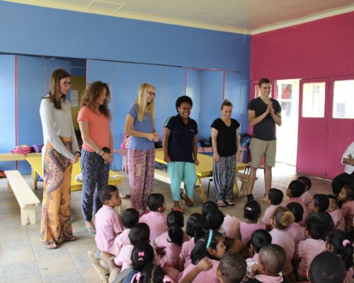 participate and kids onp81dk7gi5kxhrxykwfuoynez1xbl7pjilkz9gof4 - Kindergarten Volunteering Coral Coast, Fiji