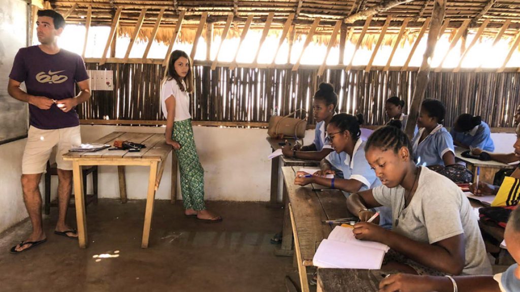 teaching English Madagascar (2)