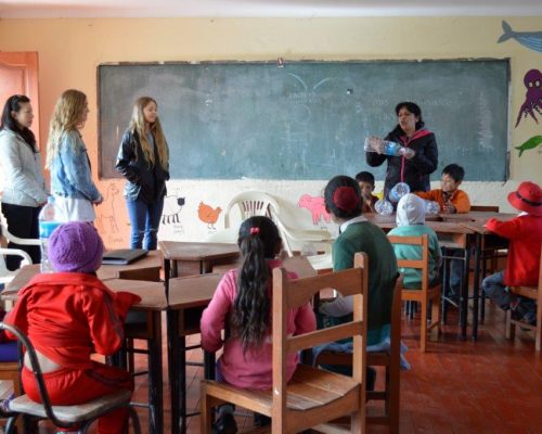 teaching peru 2 oi3n5iql3jj948v2y99nv6h6oihezwc0yolkz69huo - Childcare and Teaching English Peru